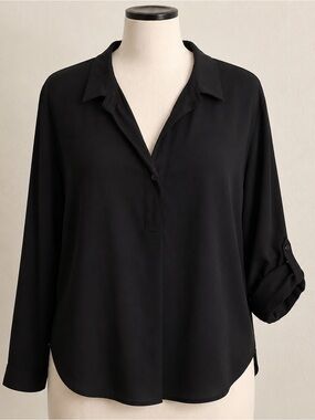 KELLY RENEE Rayon Blouse. Sz L. Long sleeve w/tab for wearing shorter sleeves